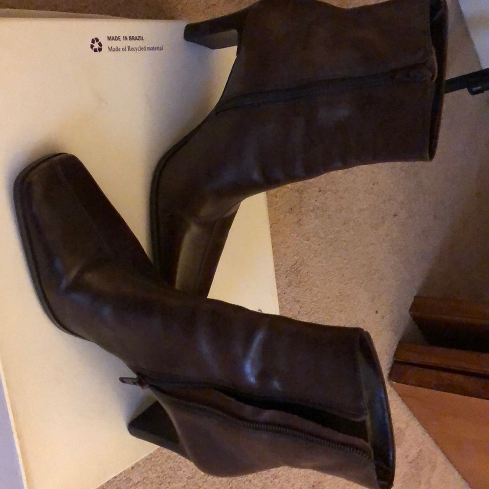 Ankle boots